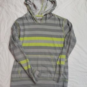 Long sleeve hooded shirt